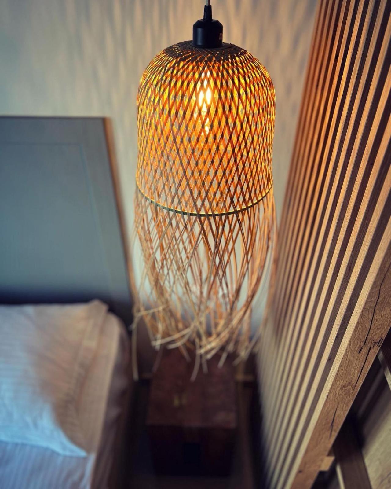 Luxurious Wooden Detail Flat In City Center คัลกิดา ภายนอก รูปภาพ